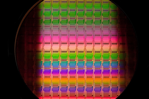 应对台积电、Intel！三星成立1nm研发团队：力求2029年量产