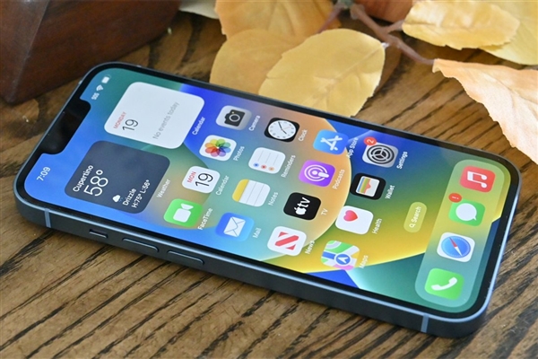 国产手机电池技术放大招：iPhone这次真要慌了