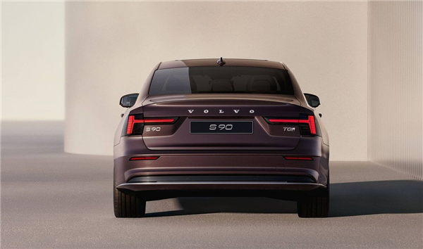 换上XC90同款格栅 新款沃尔沃S90官图发布：预计售价40万