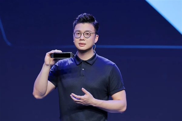 最远300米测距速：腾聚创发布“真”192线车载激光雷达EMX