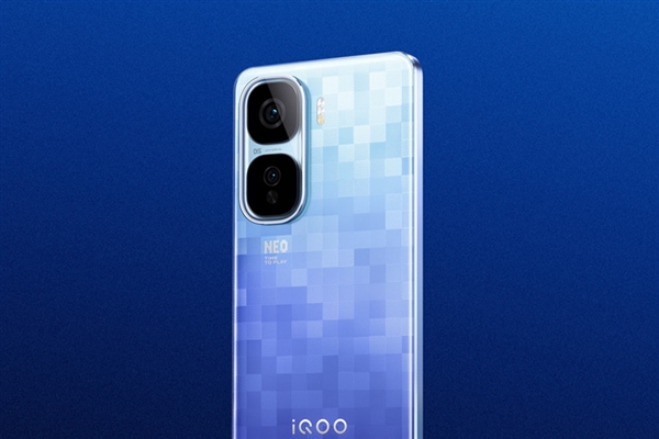 iQOO Neo10 Pro+搭载7K超大单层VC：让骁龙8至尊版温度骤降