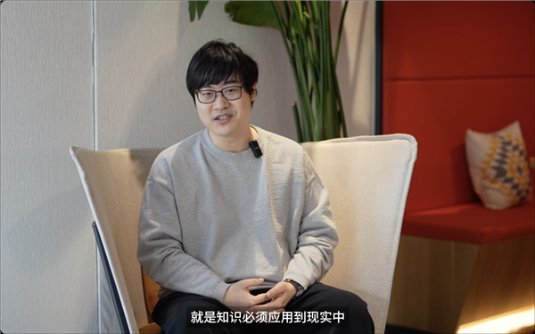 给Manus七分钟 它可以做什么